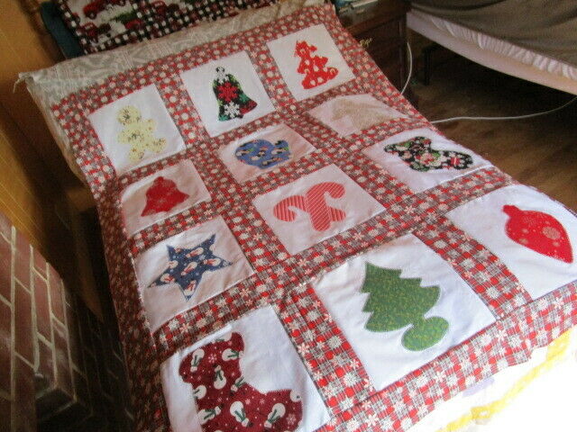 New Pretty Appliqued  Christmas  Quilt Top