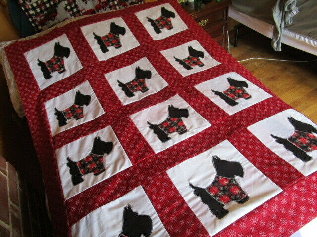 New Very Cute    Appliqued   Scottie Christmas   Quilt Top