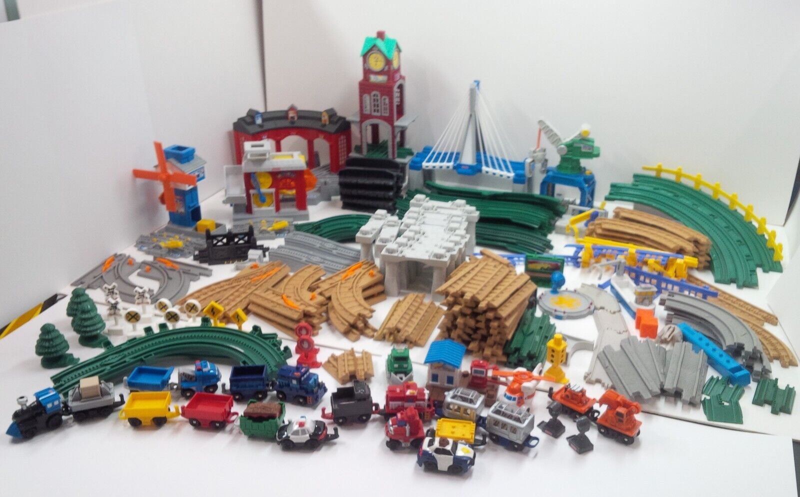 Massive Lot Of Retired Fisher Price Geotrax Buildings Track Vehicles - No Trains